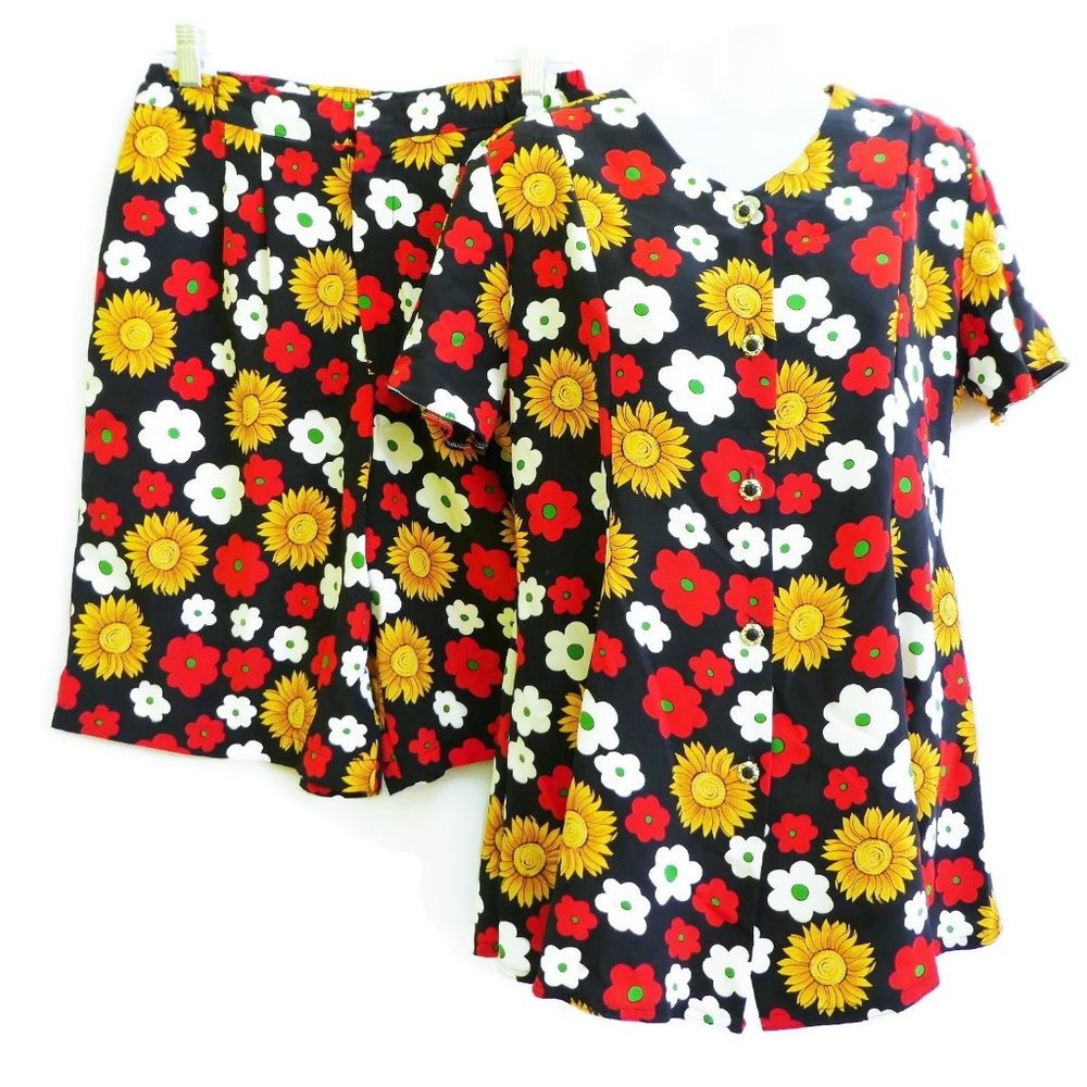Vintage Shorts Outfit Set High Waist Pleated Blousy Top Princess Panel Buttons